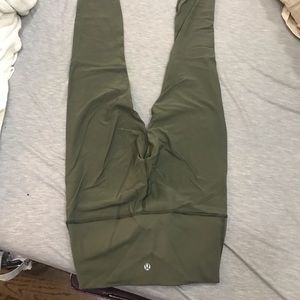 Lululemon Wunder Under Legging Size 6